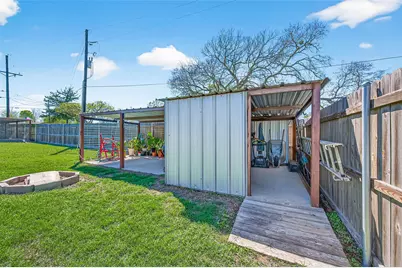 22218 Madison Street, Bedias, TX 77831 - Photo 28