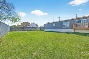 22218 Madison St, Bedias, TX 77831 - Photo 6