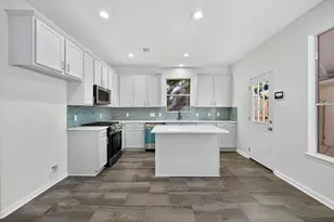 7823 Autumn Hollow Ln, Houston, TX 77041 - Photo 8