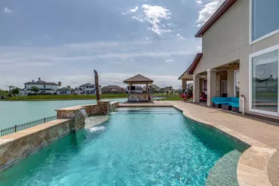 8 Cypress Point Court, Manvel, TX 77578 - Photo 2