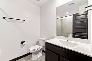 14602 Sweetwater Dr, Baytown, TX 77523 - Photo 30