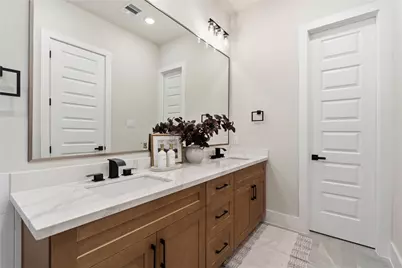 8416 Pech Landing Drive, Houston, TX 77055 - Photo 28