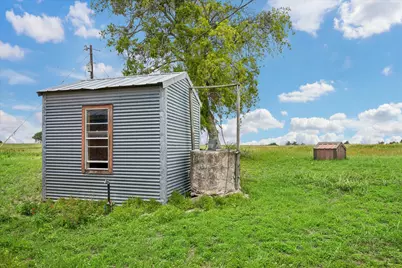 4754 Wickel Road, Burton, TX 77835 - Photo 14