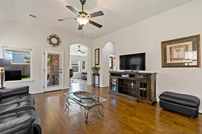 1415 Nacogdoches Valley Drive, League City, TX 77573 - Photo 10