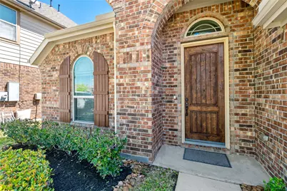 1415 Nacogdoches Valley Drive, League City, TX 77573 - Photo 2