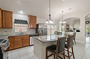 1415 Nacogdoches Valley Dr, League City, TX 77573 - Photo 4