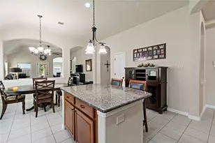 1415 Nacogdoches Valley Dr, League City, TX 77573 - Photo 8