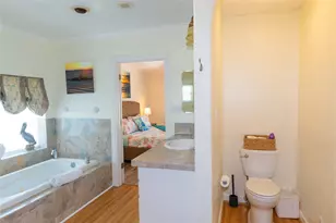 4111 1st St, Galveston, TX 77554 - Photo 10
