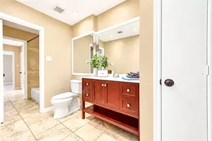 9265 Westwood Village Dr, Houston, TX 77036 - Photo 40