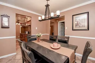 12810 Mill Valley Rd, Houston, TX 77048 - Photo 6