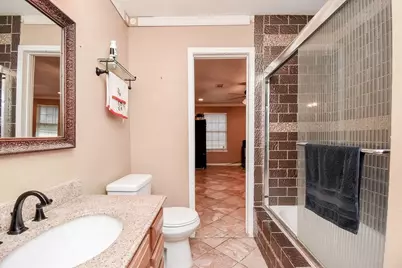 12810 Mill Valley Road, Houston, TX 77048 - Photo 28