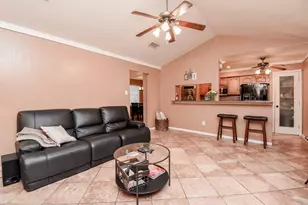 12810 Mill Valley Rd, Houston, TX 77048 - Photo 4
