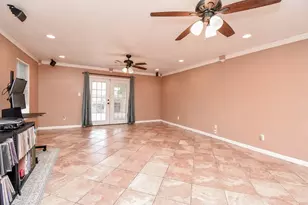 12810 Mill Valley Rd, Houston, TX 77048 - Photo 40