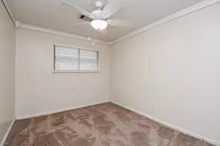 12810 Mill Valley Rd, Houston, TX 77048 - Photo 38