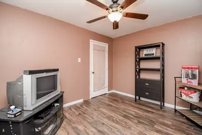 12810 Mill Valley Road, Houston, TX 77048 - Photo 14
