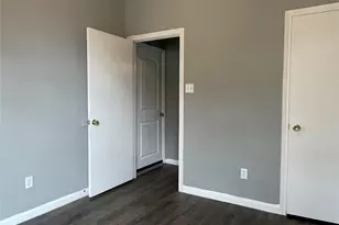 811 Forest Hillside Ln, Houston, TX 77067 - Photo 6