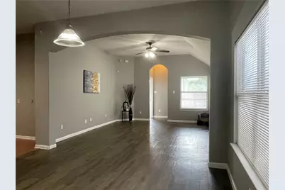 811 Forest Hillside Lane, Houston, TX 77067 - Photo 8
