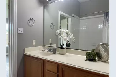 811 Forest Hillside Lane, Houston, TX 77067 - Photo 18