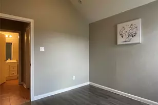 811 Forest Hillside Ln, Houston, TX 77067 - Photo 26