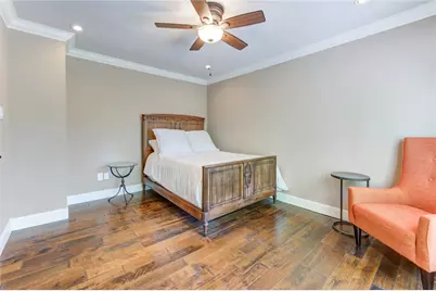 4700 Post Oak Timber Drive, Houston, TX 77056 - Photo 32