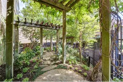 4700 Post Oak Timber Drive, Houston, TX 77056 - Photo 4