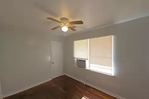 4203 Wuthering Heights Dr, Houston, TX 77045 - Photo 16