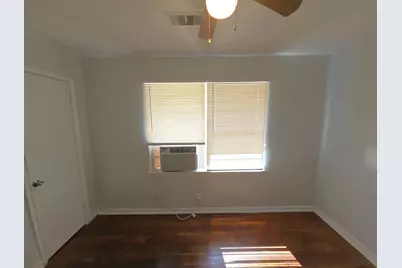 4203 Wuthering Heights Drive, Houston, TX 77045 - Photo 20