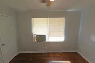 4203 Wuthering Heights Dr, Houston, TX 77045 - Photo 20