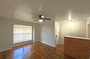 4203 Wuthering Heights Dr, Houston, TX 77045 - Photo 4