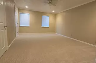 5207 Arboles Dr, Houston, TX 77035 - Photo 14