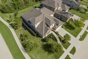 13103 Six Rivers Dr, Humble, TX 77346 - Photo 2