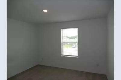 21102 Trivento Drive, New Caney, TX 77357 - Photo 12