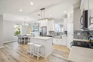 25215 Sausalito Dr, Galveston, TX 77554 - Photo 8
