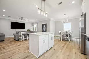25215 Sausalito Dr, Galveston, TX 77554 - Photo 6