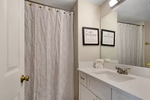 14555 Wunderlich Dr, Houston, TX 77069 - Photo 16