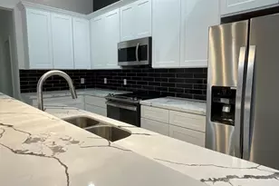 5202 Northridge Dr, Houston, TX 77033 - Photo 2