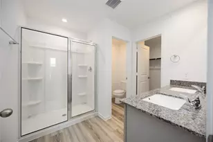 5104 Greengrass Willow Wy, Houston, TX 77048 - Photo 16