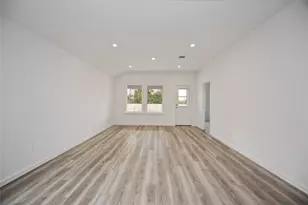5104 Greengrass Willow Wy, Houston, TX 77048 - Photo 6