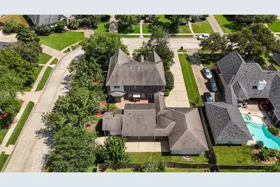 1602 Orlando Street, Friendswood, TX 77546 - Photo 2
