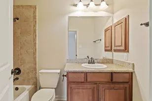 35 N Beech Springs Dr, The Woodlands, TX 77389 - Photo 34