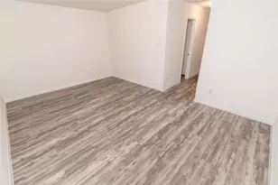 2822 Junction Dr, Houston, TX 77045 - Photo 4