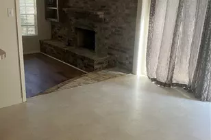 2525 B Robinson Way, Huntsville, TX 77340 - Photo 6