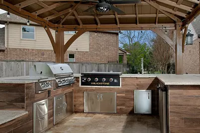 7 Prism Point Place, The Woodlands, TX 77389 - Photo 24