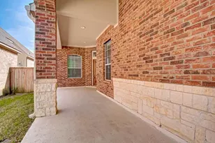 75 Tapestry Forest Pl, The Woodlands, TX 77381 - Photo 6