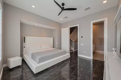 5919 E Post Oak Lane, Houston, TX 77055 - Photo 28