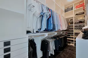 5919 E Post Oak Ln, Houston, TX 77055 - Photo 32