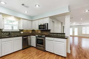 5511 Greentree Dr Dr, Sugar Land, TX 77479 - Photo 14