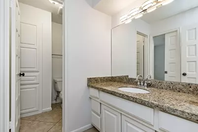 5511 Greentree Drive Drive, Sugar Land, TX 77479 - Photo 32