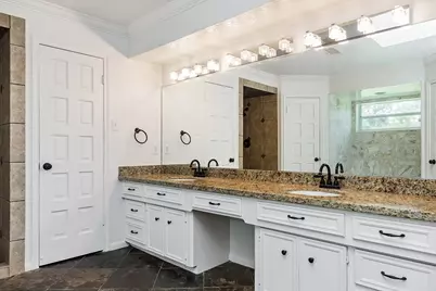 5511 Greentree Drive Drive, Sugar Land, TX 77479 - Photo 40