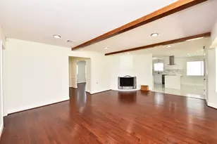 2210 Pomeran Dr, Houston, TX 77080 - Photo 10